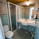 Karolineburg Manor House Otel