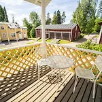Karolineburg Manor House 3* Kajaani