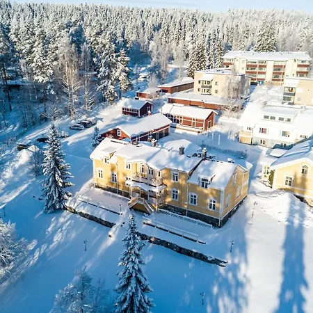 Hotel Karolineburg Manor House Kajaani