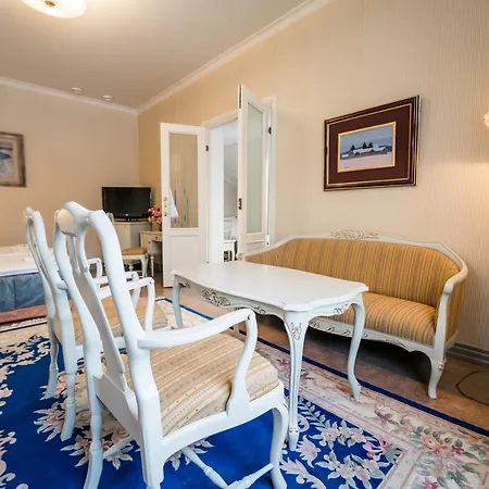 Karolineburg Manor House 3* Kajaani