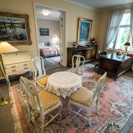 Karolineburg Manor House Hotel Kajaani