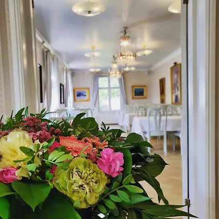 Karolineburg Manor House 3*