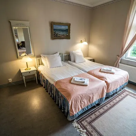 Karolineburg Manor House Hotel