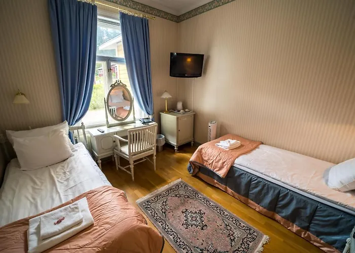 Hotel Karolineburg Manor House 3*