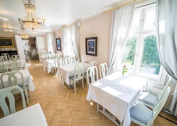 Karolineburg Manor House Hotel