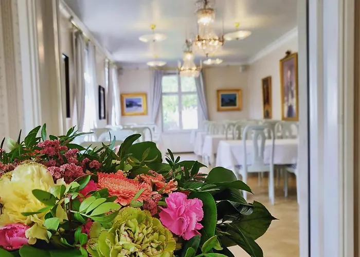 Karolineburg Manor House 3*