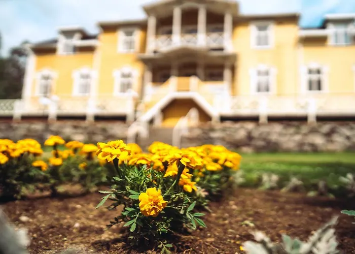 Hotel Karolineburg Manor House Kajaani