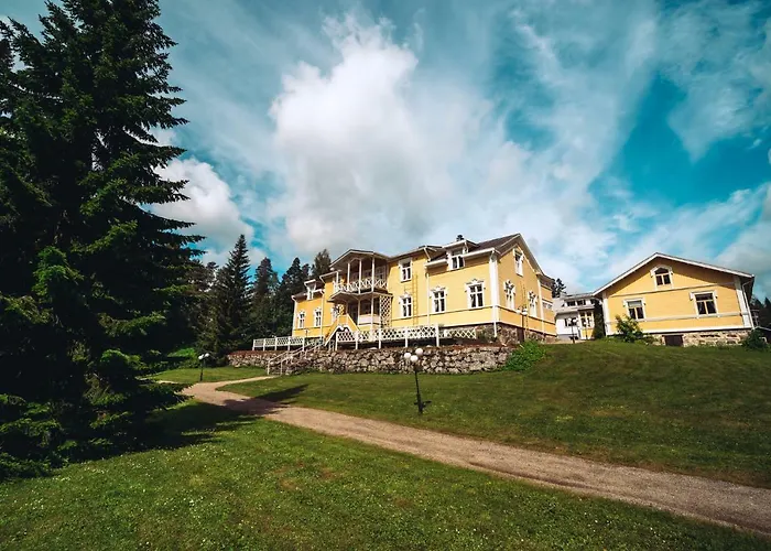 Hotel Karolineburg Manor House 3*